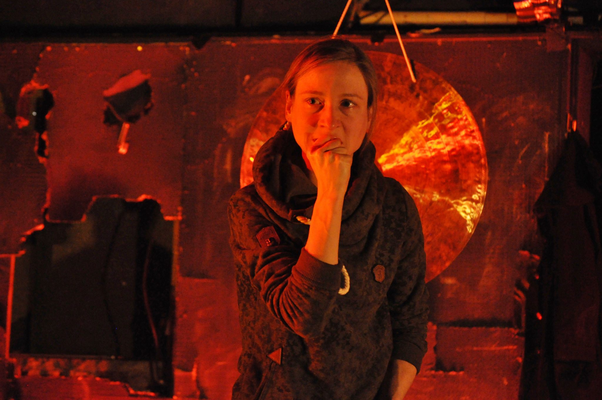 Antigone artENSEMBLE THEATER